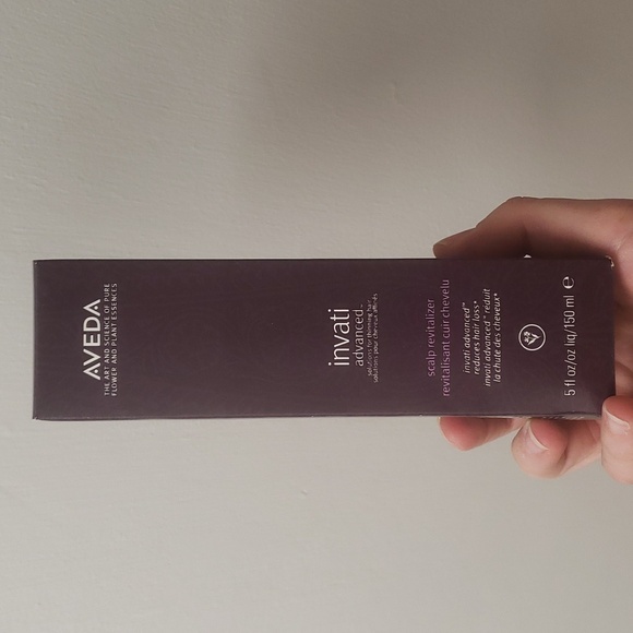 NIB Invati advanced scalp revitalizer - Picture 2 of 2